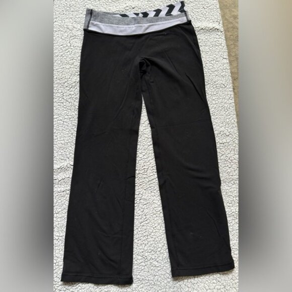 Lululemon Athletica Lulu Astro Pants Regular Length Dot Size 10 Black White Yoga - Picture 9 of 16